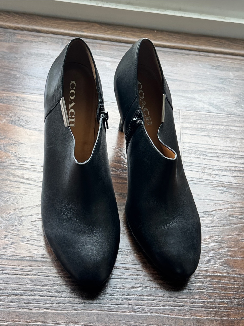 Coach Black Leather Pointed Heeled Ankle Booties w/ Side Zip